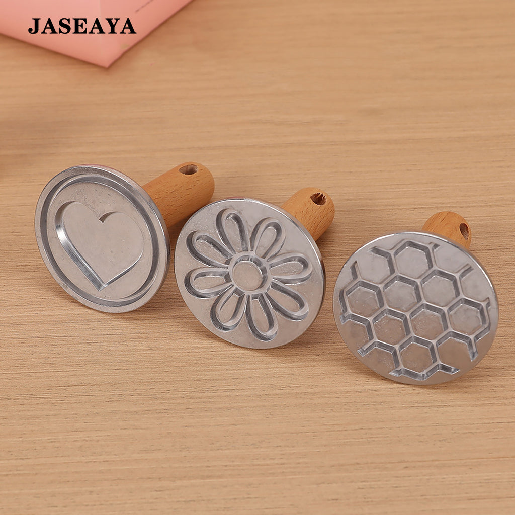 JASEAYA Cookie Stamp stamps 3 Pack, Aluminum Alloy Edge Cookie Press Molds, Heart Shape and Flower Pastry Cutters for Cookies, Cakes and Fondant