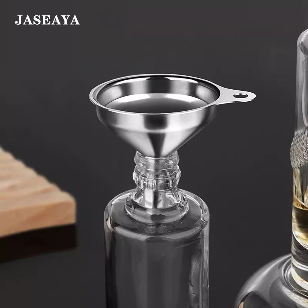 JASEAYA Mini stainless steel kitchen funnel set, for liquid filling, use for pouring wine and pouring oil in the kitchen, three small-diameter liquid dispensers